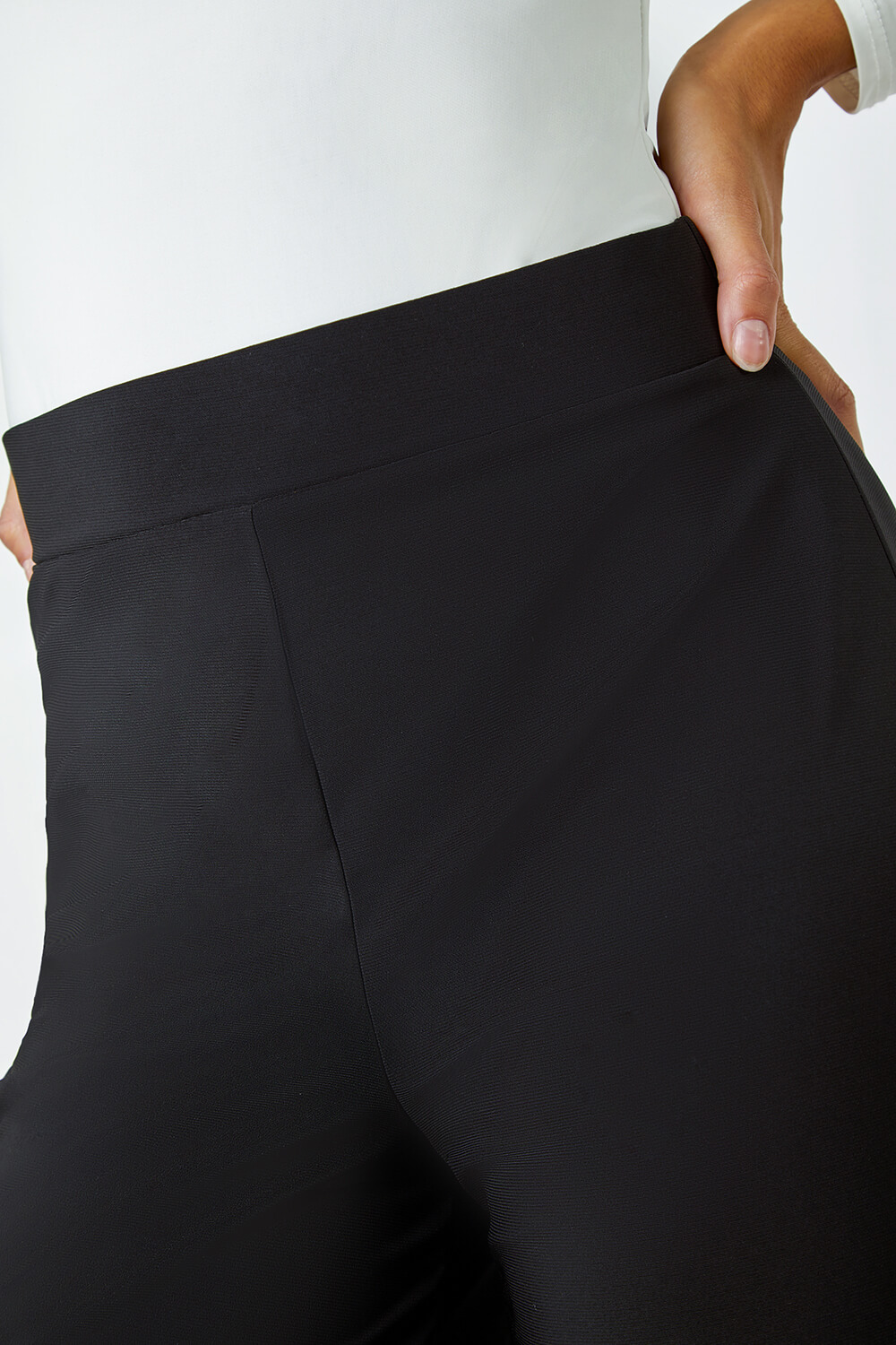 Black Pant4